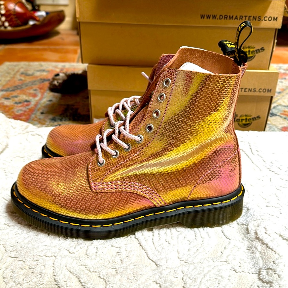 Authentic Dr. Martens 1460 Pascal Iridescent Leather 8-Eye Combat Boots - New IB
